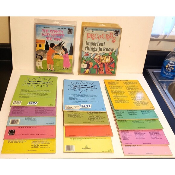 18 Total Arch Books Quality Religious Books for Children 4 are books & Cassettes - Picture 2 of 2